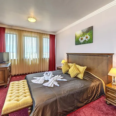 Chiirite 3* بلوفديف